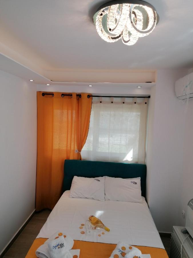Crystal Blue Apartments Nea Kallikrateia ภายนอก รูปภาพ