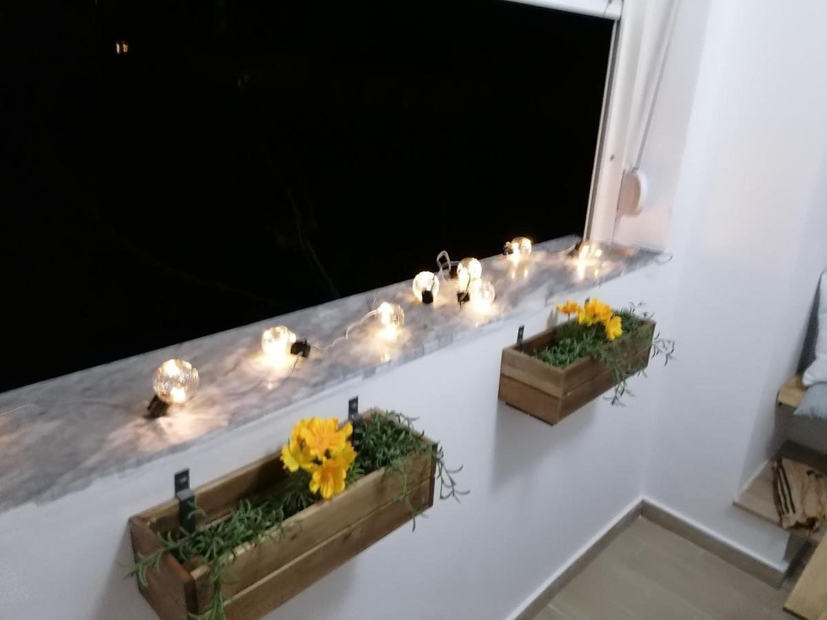 Crystal Blue Apartments Nea Kallikrateia ภายนอก รูปภาพ