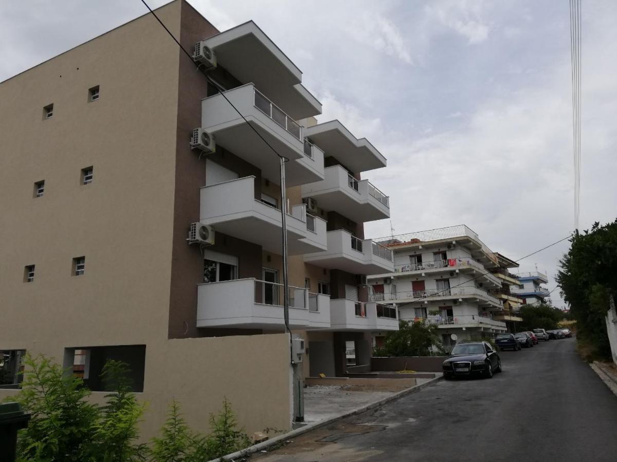 Crystal Blue Apartments Nea Kallikrateia ภายนอก รูปภาพ